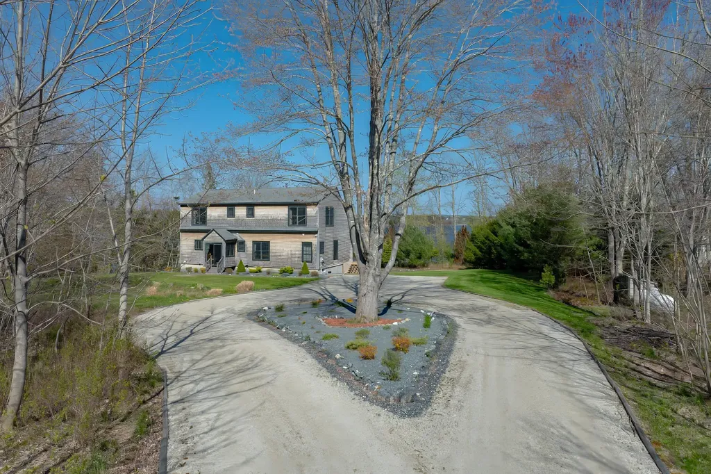 438 Oak Point Road Trenton ME 04605