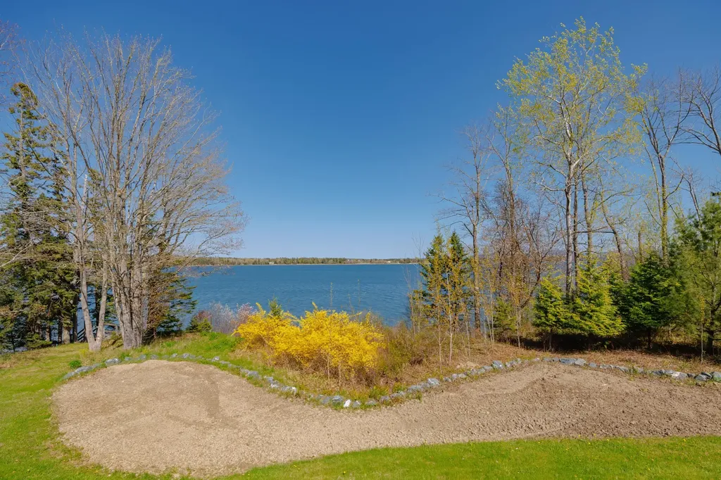438 Oak Point Road Trenton ME 04605