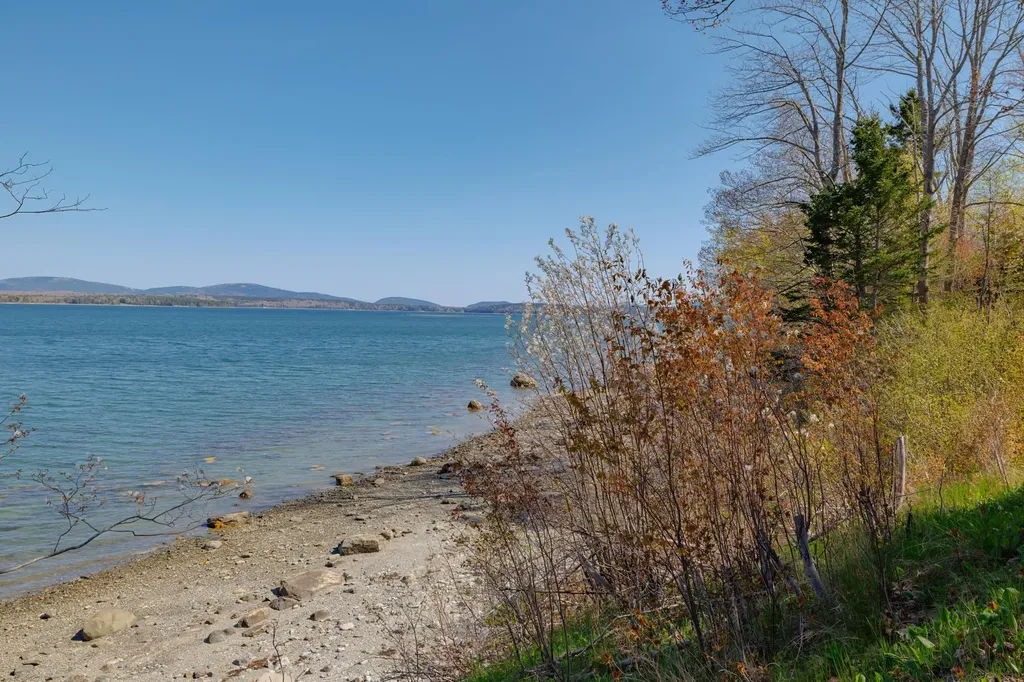 438 Oak Point Road Trenton ME 04605
