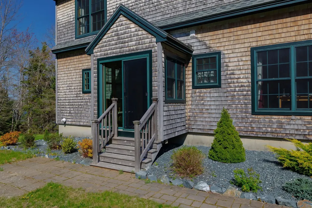 438 Oak Point Road Trenton ME 04605