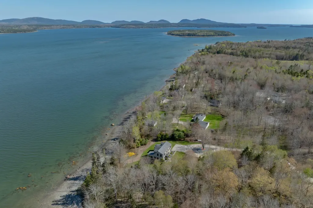 438 Oak Point Road Trenton ME 04605