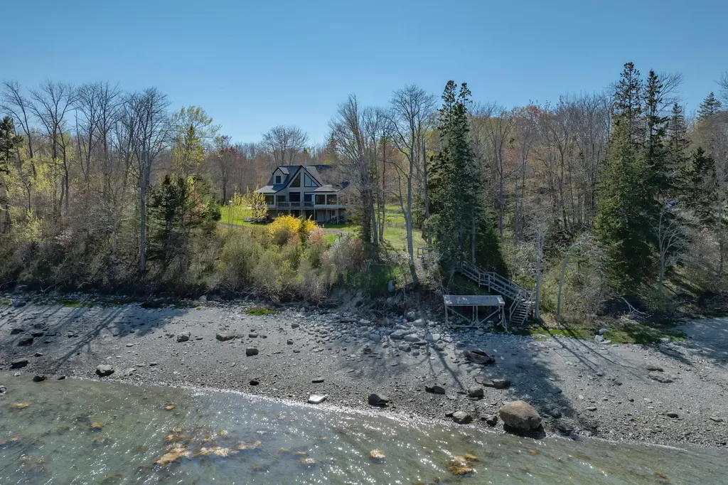 438 Oak Point Road Trenton ME 04605
