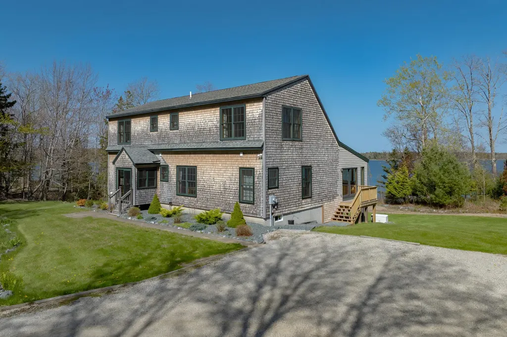 438 Oak Point Road Trenton ME 04605
