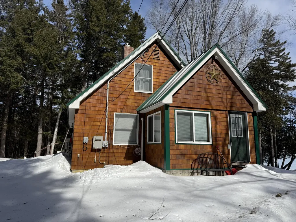 26 Beech Ridge Drive Abbot ME 04406