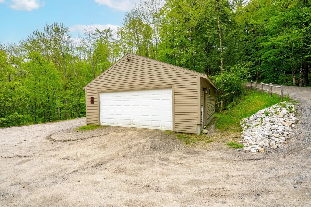 15 Convene Road Sebago ME 04029
