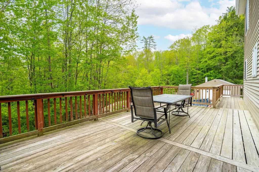 15 Convene Road Sebago ME 04029
