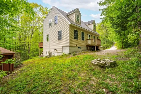 15 Convene Road Sebago ME 04029