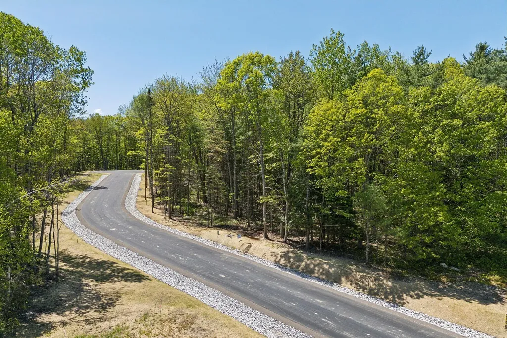 11 Coastal Pines Lot 5 Cumberland ME 04021
