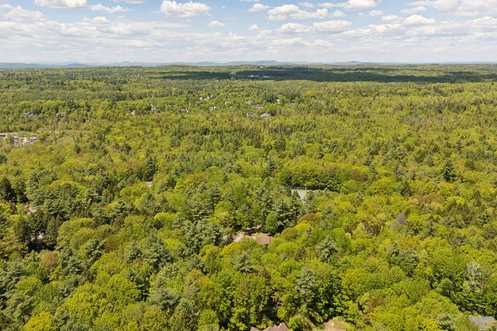 10 Ledge Hill Road Gorham ME 04038