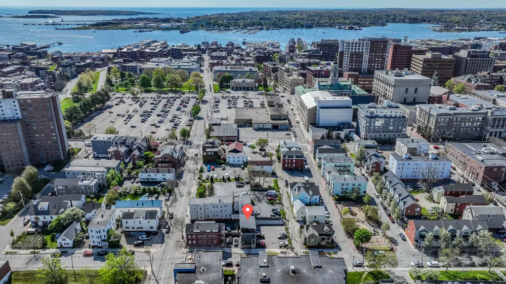 156 Oxford Street Portland ME 04101
