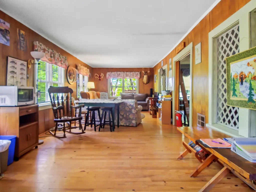 103 Taylor Woods Road Belgrade ME 04917