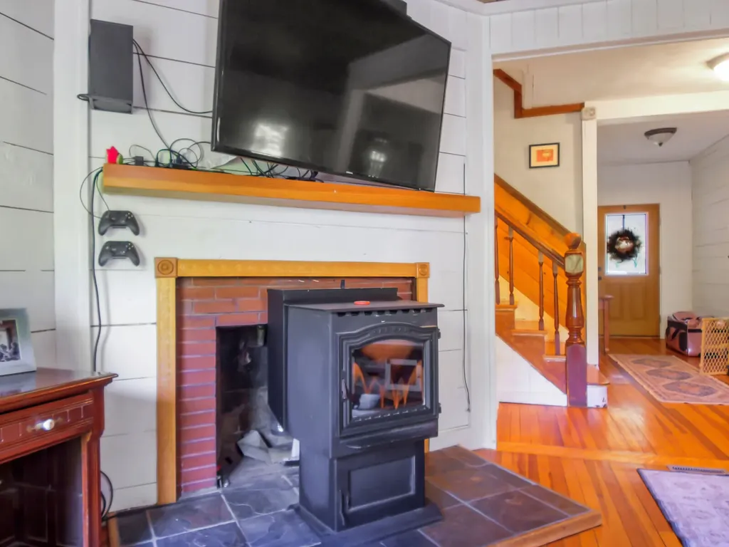 103 Taylor Woods Road Belgrade ME 04917