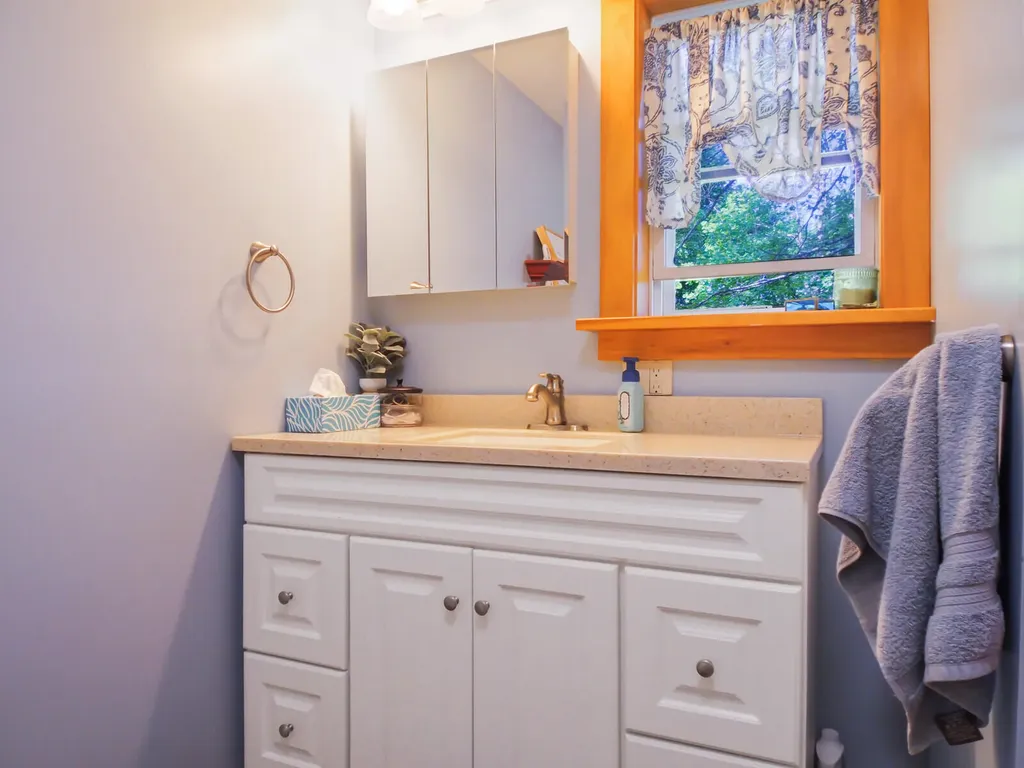 103 Taylor Woods Road Belgrade ME 04917
