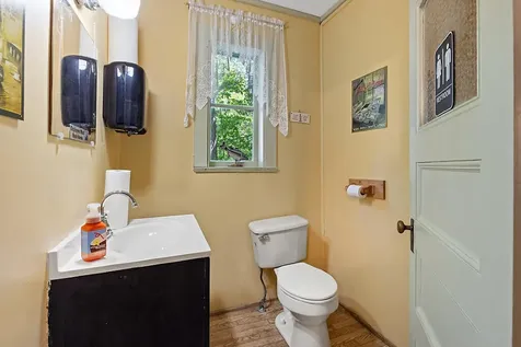 103 Taylor Woods Road Belgrade ME 04917