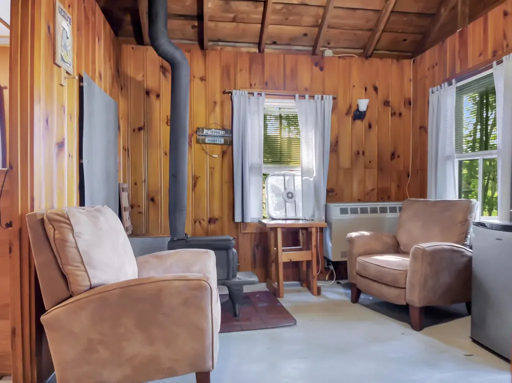 103 Taylor Woods Road Belgrade ME 04917