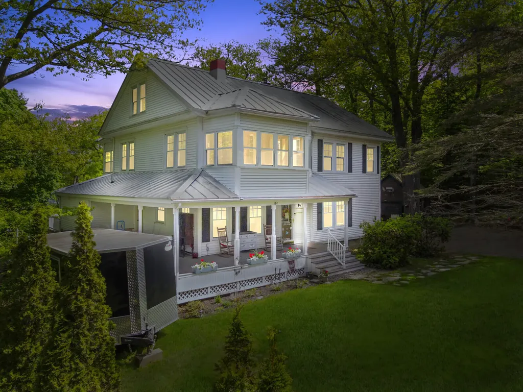 103 Taylor Woods Road Belgrade ME 04917