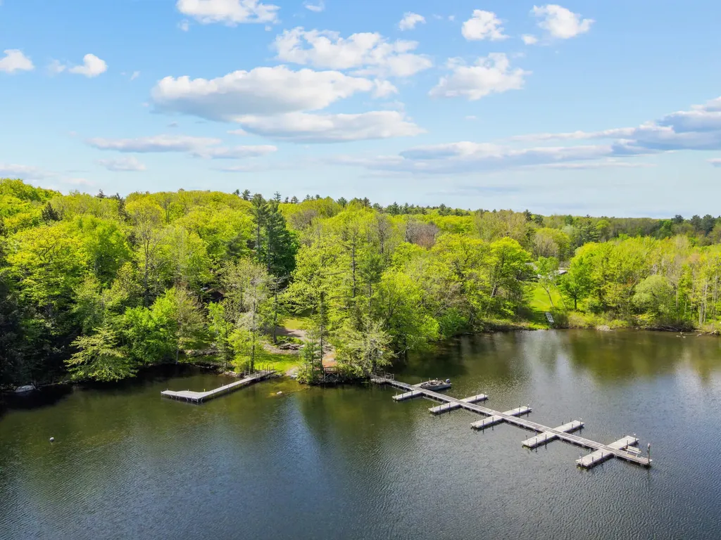 103 Taylor Woods Road Belgrade ME 04917