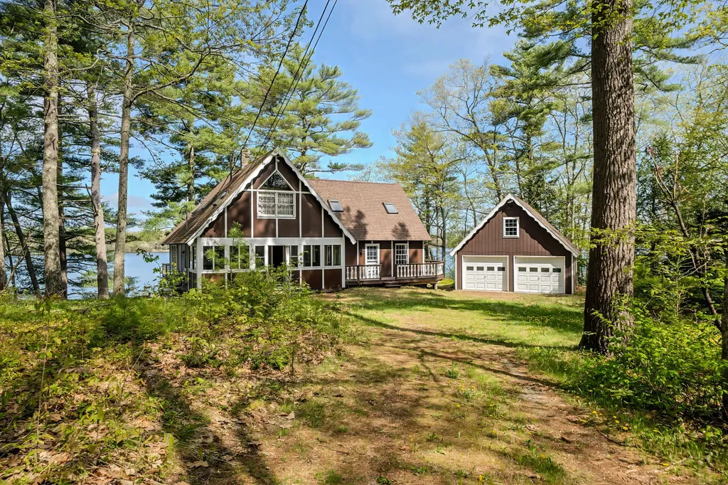 122 Oak Point Lane Union ME 04862