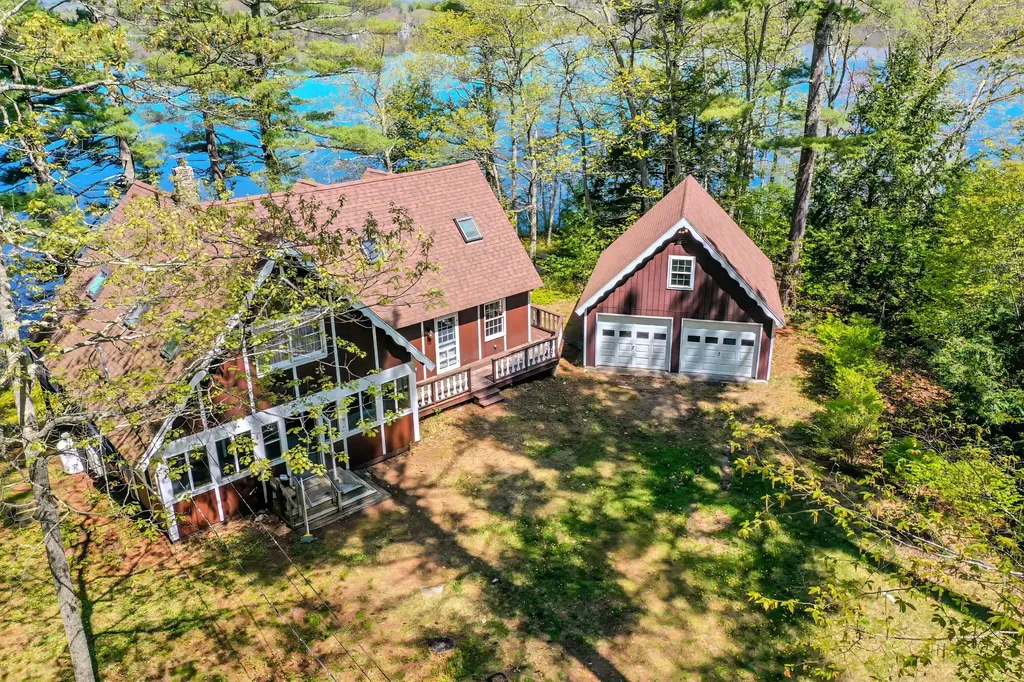 122 Oak Point Lane Union ME 04862