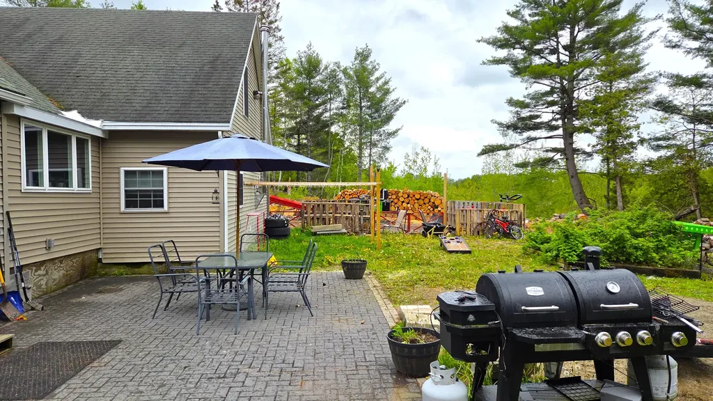 2670 Bennoch Road Old Town ME 04468
