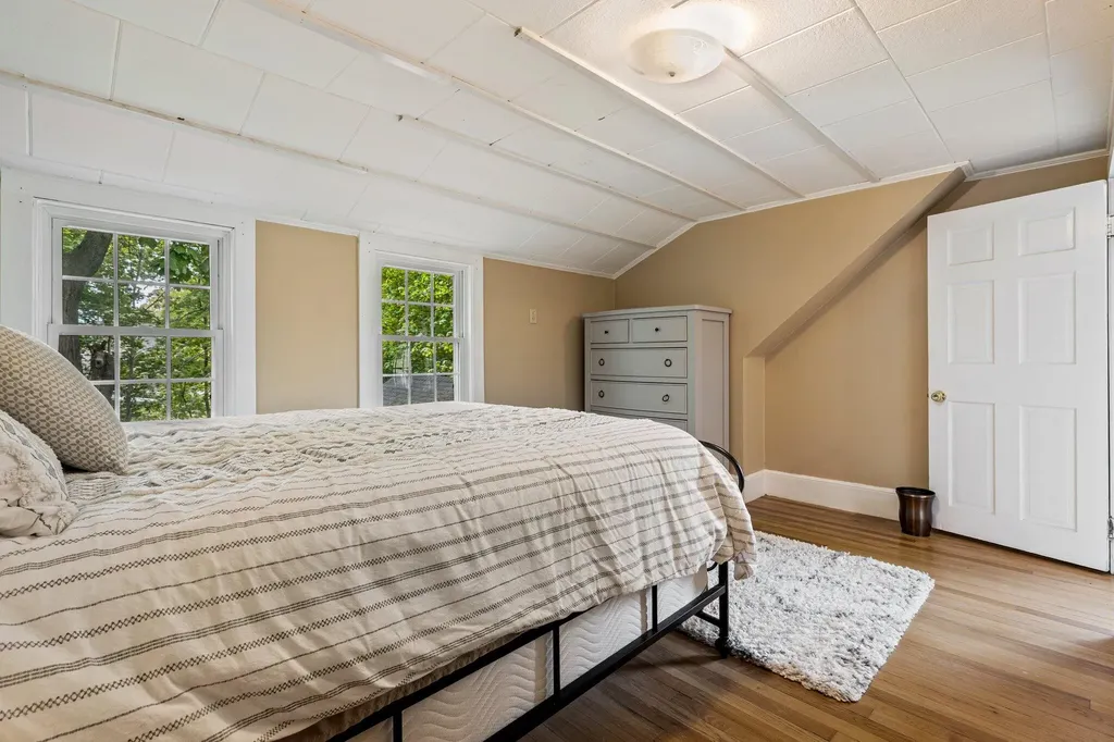 99 Spring Street Saco ME 04072