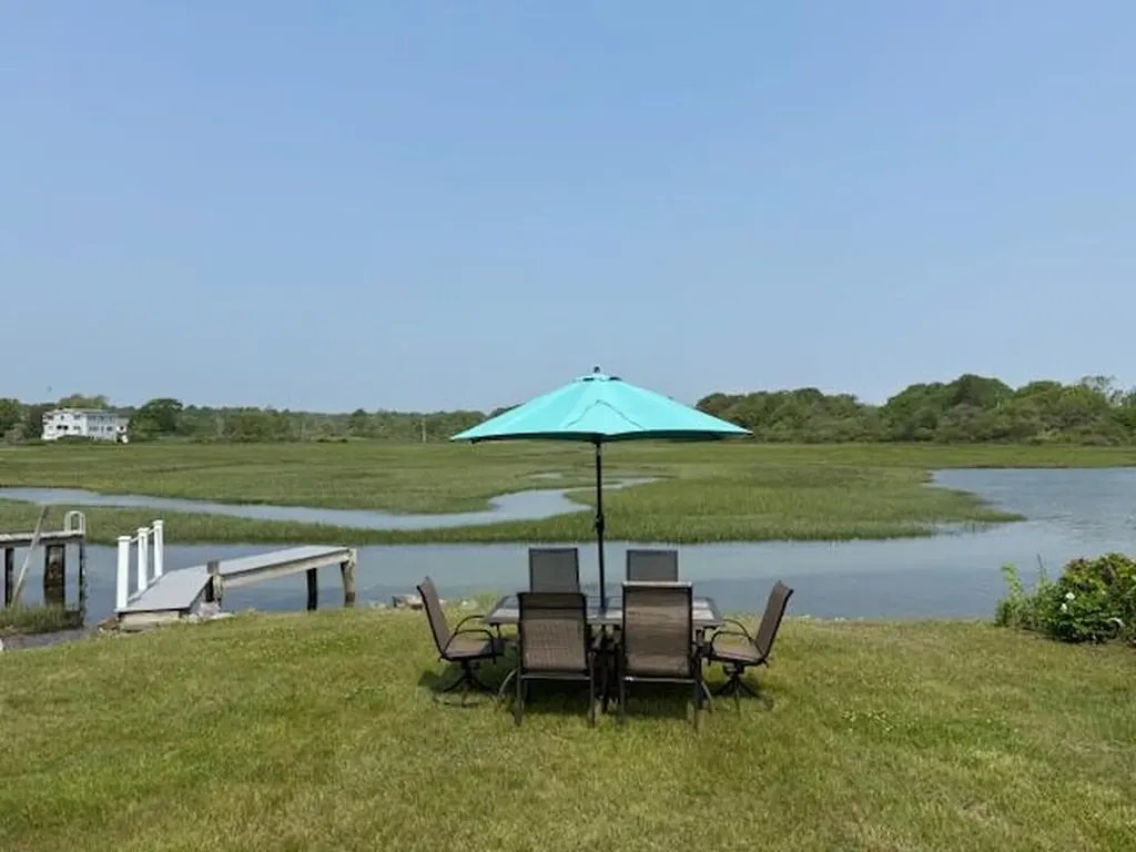 2 White Sands Lane Scarborough ME 04074
