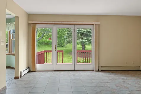 75 Amberley Way Auburn ME 04210