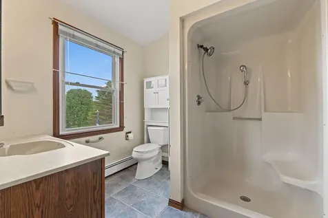 75 Amberley Way Auburn ME 04210