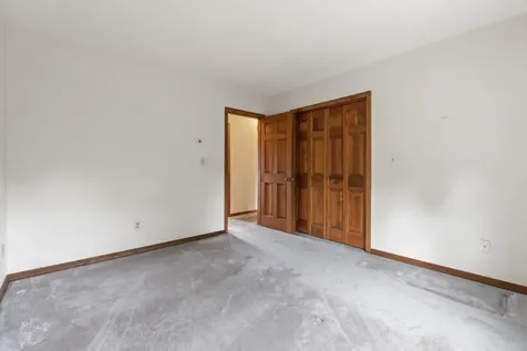 75 Amberley Way Auburn ME 04210