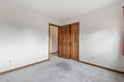 75 Amberley Way Auburn ME 04210