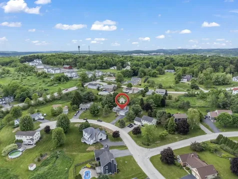 75 Amberley Way Auburn ME 04210