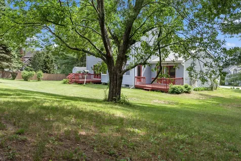 75 Amberley Way Auburn ME 04210