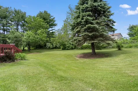 75 Amberley Way Auburn ME 04210