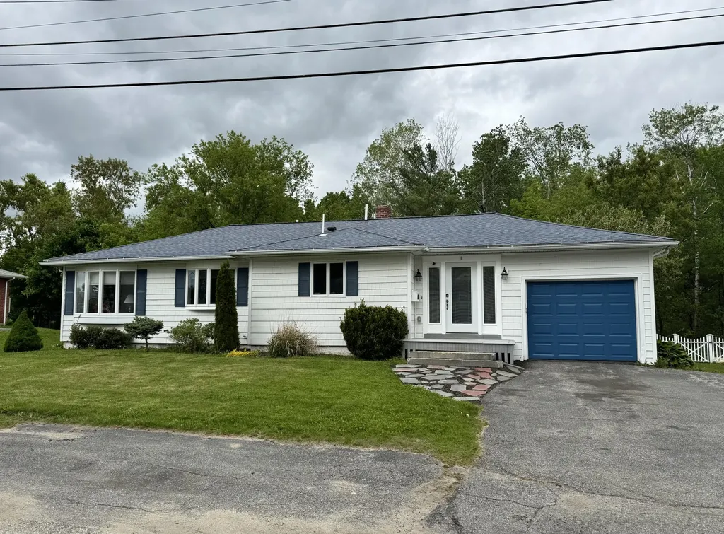 10 Goulet Street Lewiston ME 04240