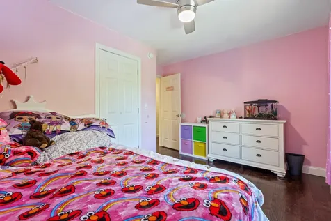 14 Cessna Way Naples ME 04055