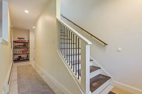 14 Cessna Way Naples ME 04055