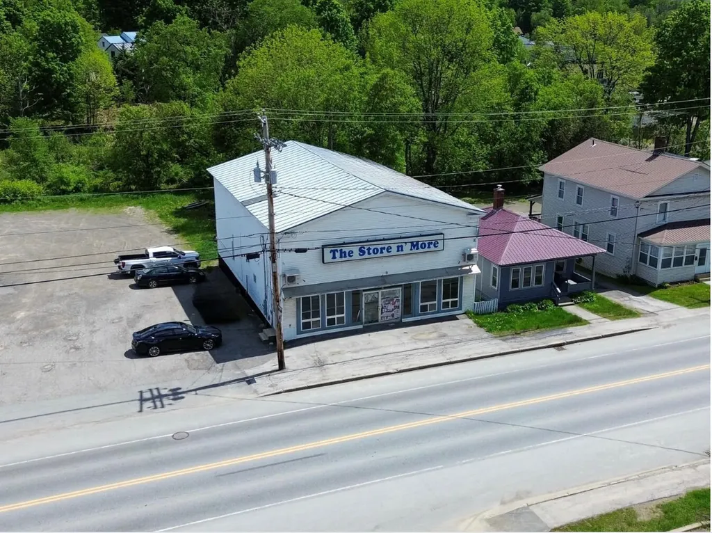 13 Summer Street Dover-foxcroft ME 04426