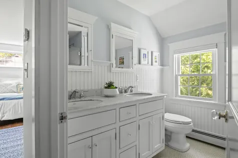 19 Rocky Hill Road Cape Elizabeth ME 04107
