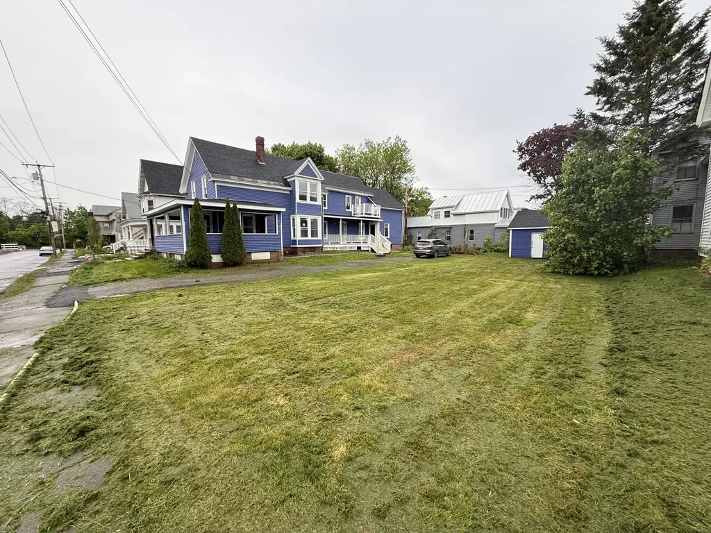 8 Summer Street Waterville ME 04901