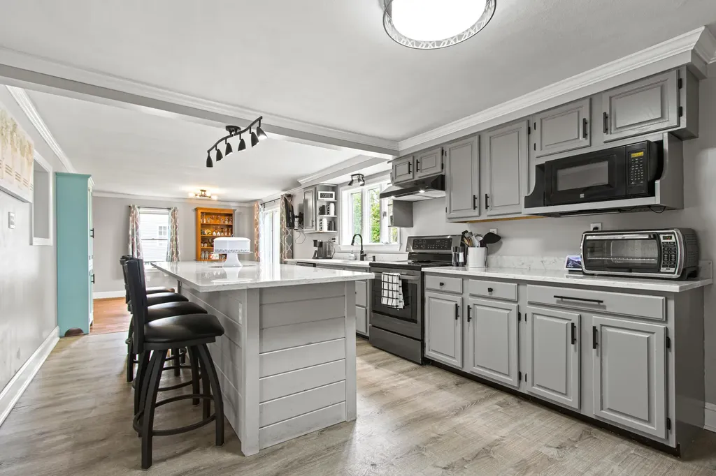 463 Brook Street Westbrook ME 04092
