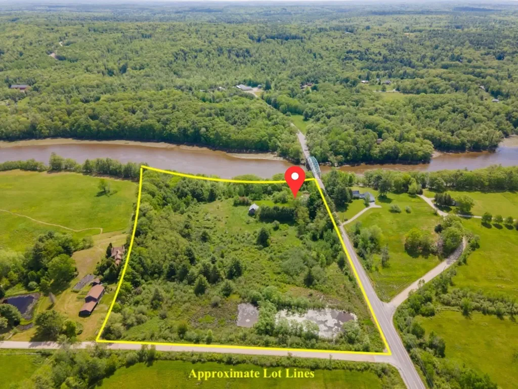 79 Patterson Road Dresden ME 04342