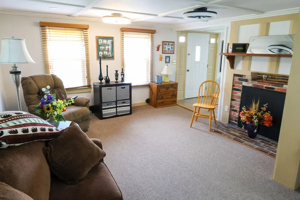856 Weeks Mills Road New Sharon ME 04955