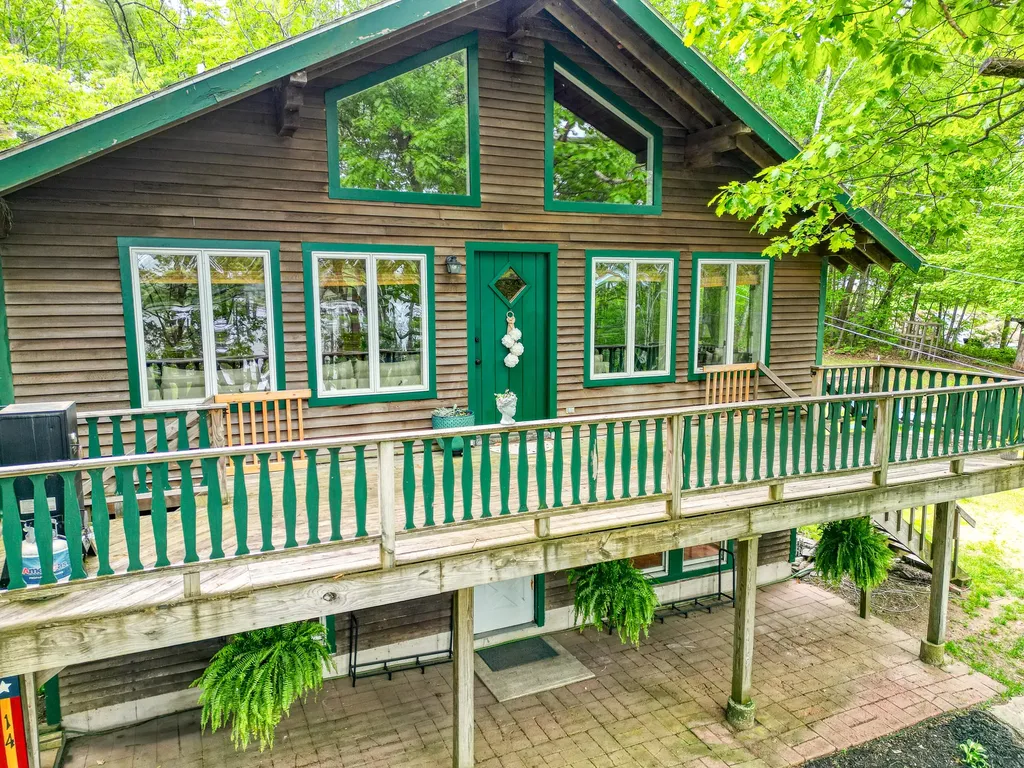 14 Greenleaf Lane Monmouth ME 04259
