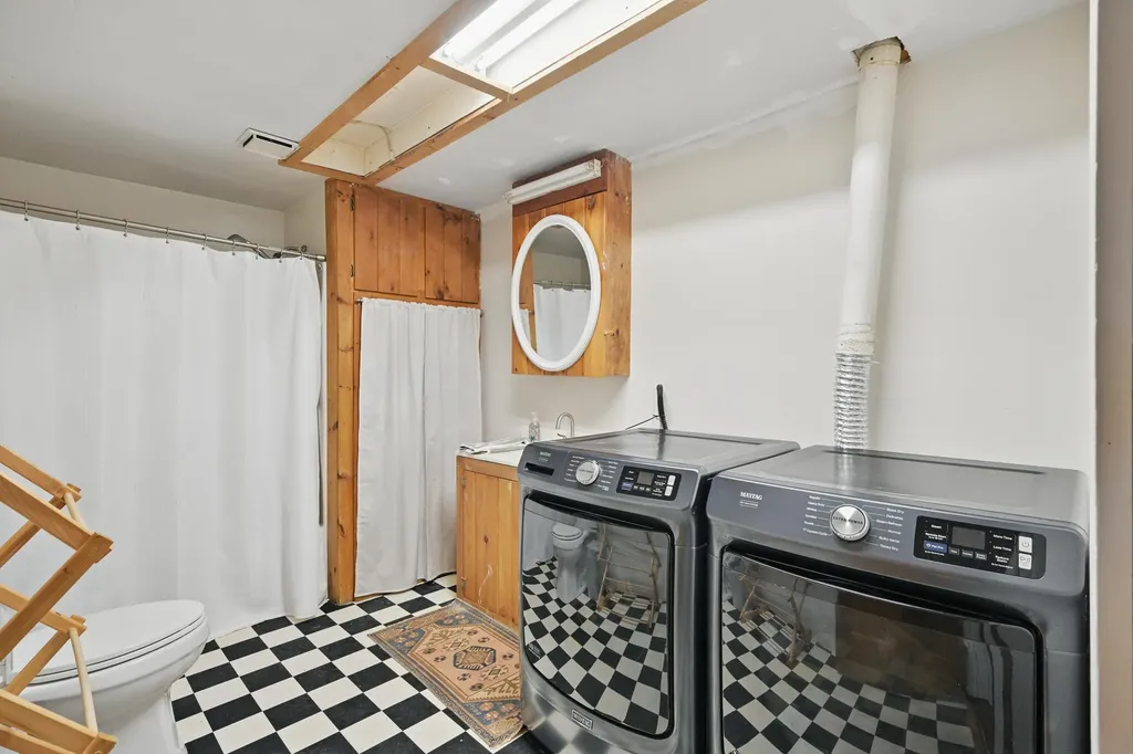 14 Greenleaf Lane Monmouth ME 04259