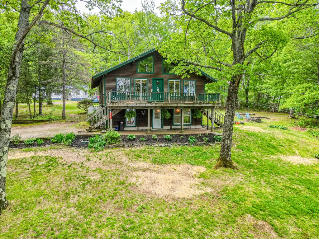14 Greenleaf Lane Monmouth ME 04259