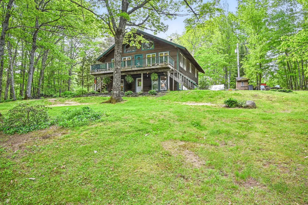 14 Greenleaf Lane Monmouth ME 04259