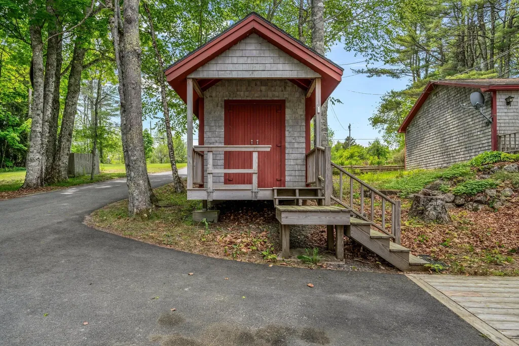1125 Macomber Mill Road Eastbrook ME 04634