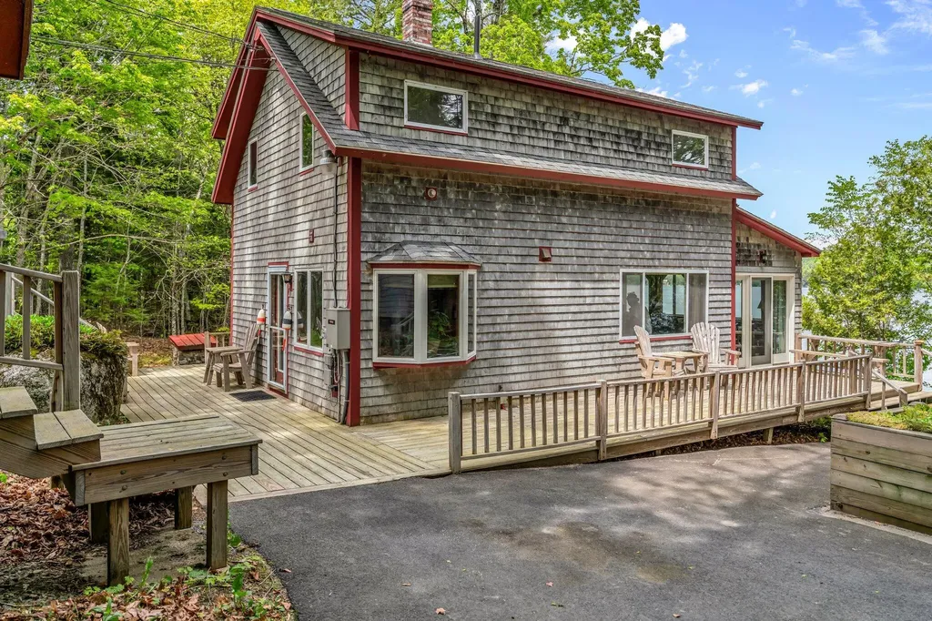 1125 Macomber Mill Road Eastbrook ME 04634