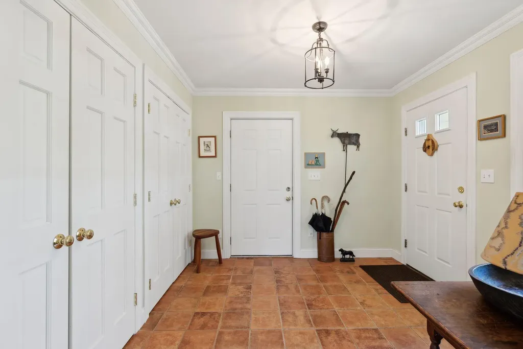 401 Princes Point Road Yarmouth ME 04096