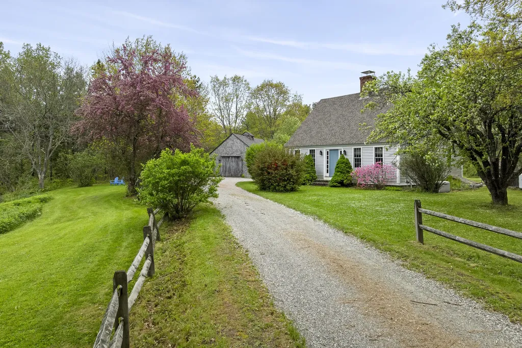 289 Head Tide Road Alna ME 04535